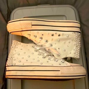 White converse with ribbon laces and pearls on side